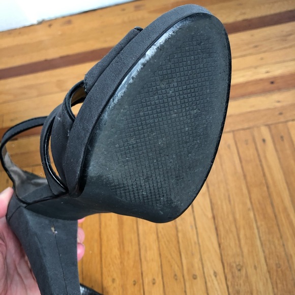 Ann Taylor Loft T Strap Suede Heels - size 8 - Picture 8 of 8